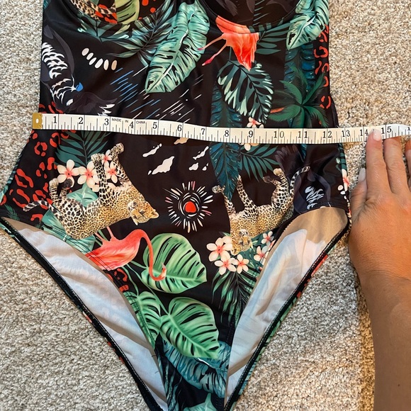 Tropical/Animal Print Swimsuit with Chain Straps - Picture 4 of 6